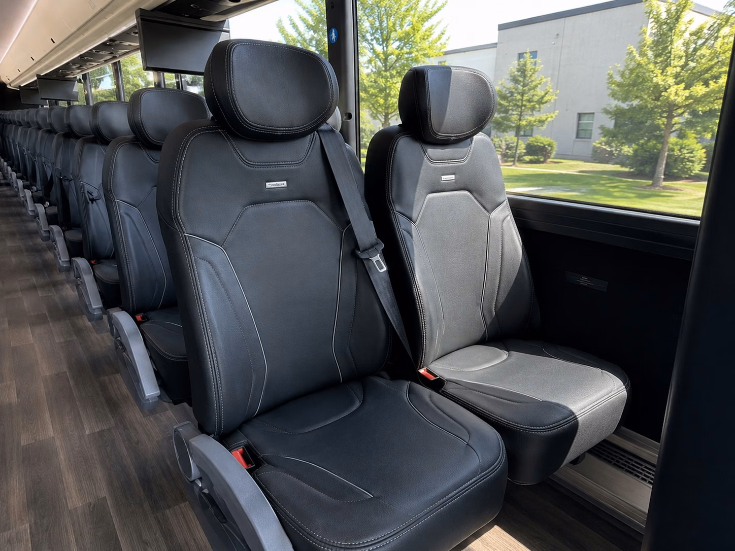 charter bus rentals for columbus weddings