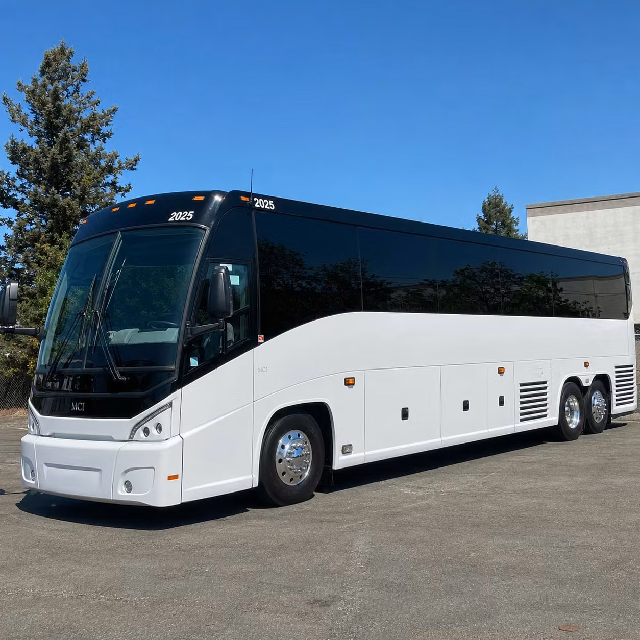 multi day bus trips out of columbus are easy to book through charterbusrentalcolumbus com
